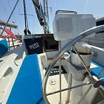 Cosy Boat ספינת מלון *