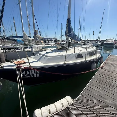 Hotel na wodzie Cosy Boat