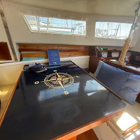 Cosy Boat Båthotell