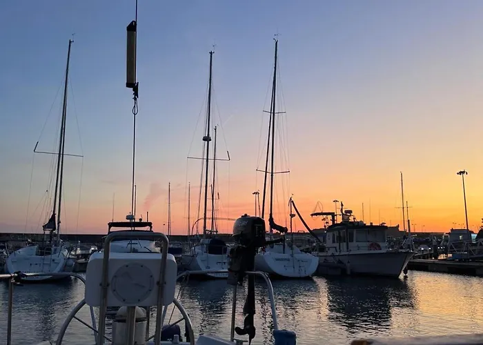 Båthotell Cosy Boat Oeiras